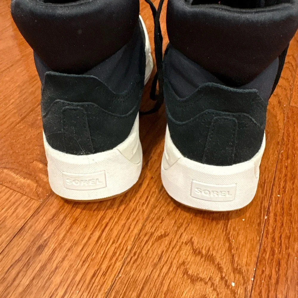 Sorel Suede Chunky Platform Mid Top Ona 503 Sneakers Black
